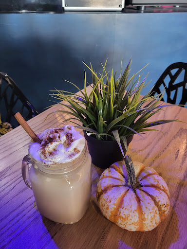 So French Café - Thumbnail