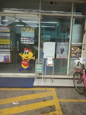 Indomaret Yaktapena, Author: Nopita Sari