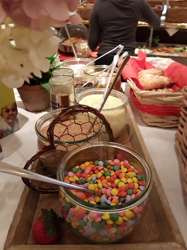 Cafe Extrablatt