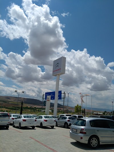 Photos of Plaza Honda Steel
