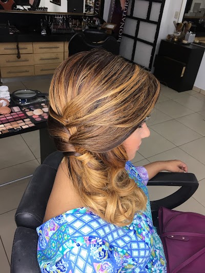 Photos of Ana Giron Beauty Salon