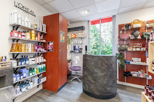 Photo n°4 de Art'tif à Bretteville-sur-Odon (Salon de coiffure)