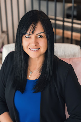 Stephanie Liscomb, Lakes Realty Group