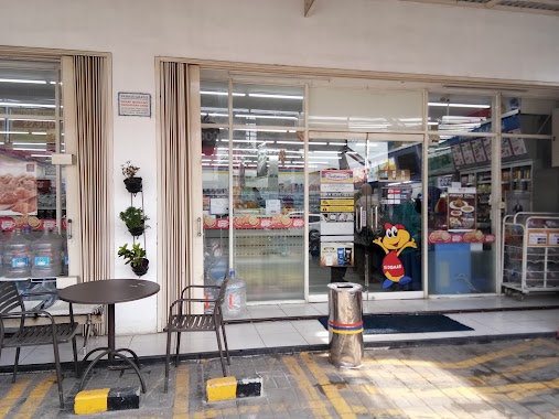 Indomaret Siliwangi Depok, Author: Mbak Nurin