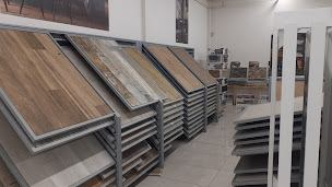 Photo n°22 de Ambiance Carrelage à Franois (Quincaillerie)