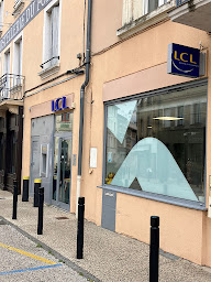 Photo n°6 de LCL Banque et assurance à Saint-Galmier (Banque d'épargne)