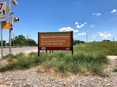 Earth city Levee Trail