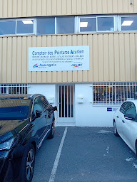 Photo n°1 de CPA SAINT LAURENT DU VAR à Saint-Laurent-du-Var (Magasin de papiers peints)