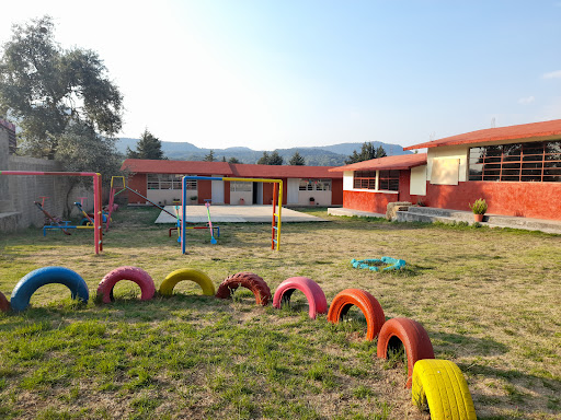 Jardín De Niños Rosaura Zapata Churucumeo.
