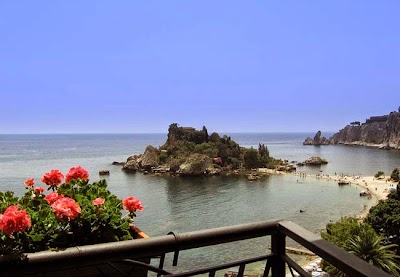 Photos of Mendolia Beach Hotel