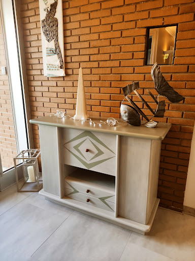 Photo de Bricolage relooking MB à Saint-Pal-de-Mons (43620)