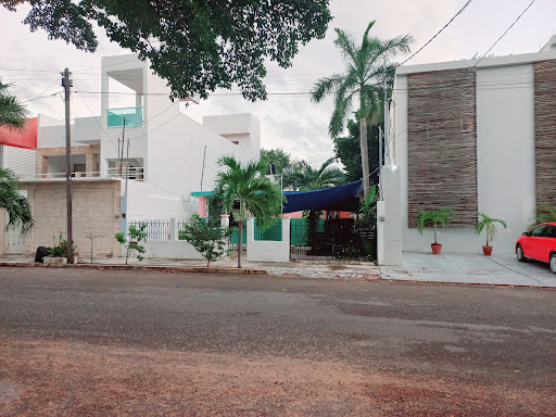 MA NAILS AND LASHES CANCUN