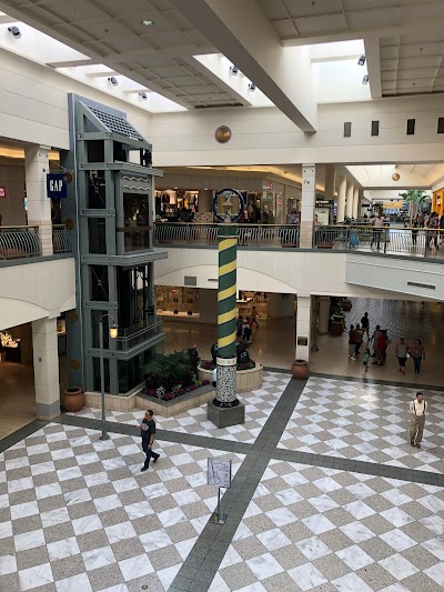 Hillsdale mall