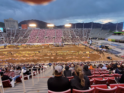 Rice-Eccles Stadium - Visual
