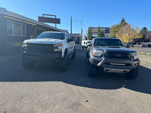 OMAR AUTO REPAIR LLC