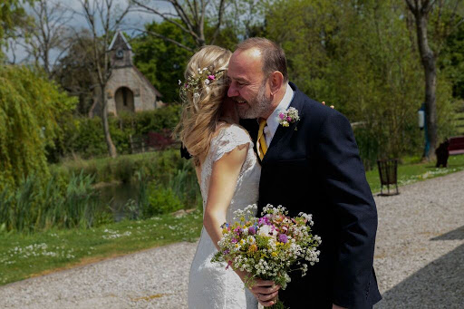 Jeanette Felstead - Wedding Hair Stylist - Thumbnail