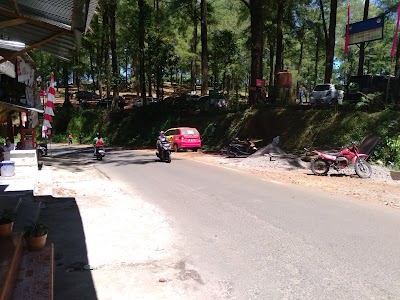 Photos of Toko Hasni