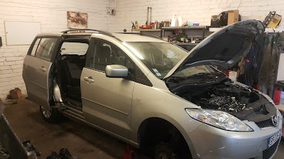 Photos of "Autosraige" Car garage