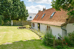 Photo n°15 de Les Charmes du Petit Pré à Coulomby (Gîte)