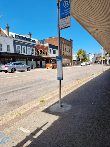 Hunter St after National Park St