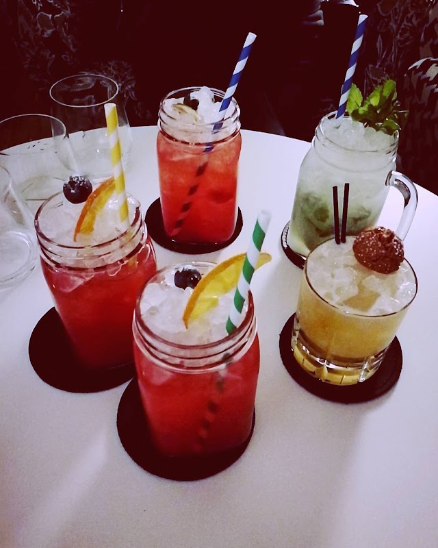Blind Spot - Cocktail Bar