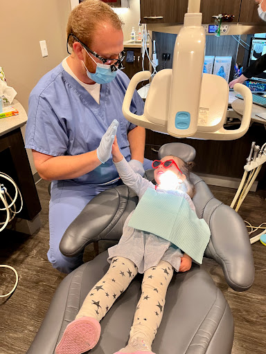 East Avenue Dentistry PLLC: Aaron Rosen DDS - Thumbnail