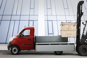 Photo n°23 de RENAULT TRUCKS COIGNIERES / PIAGGIO / KLEUSTER - CHAPELIER à Coignières (Agence de location de fourgonnettes)