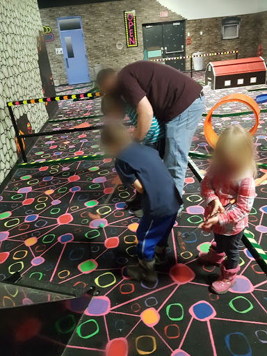 Puttz Miniature Golf - Thumbnail