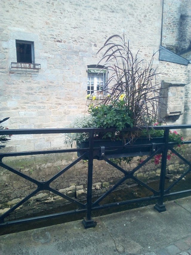 De l'autre côté