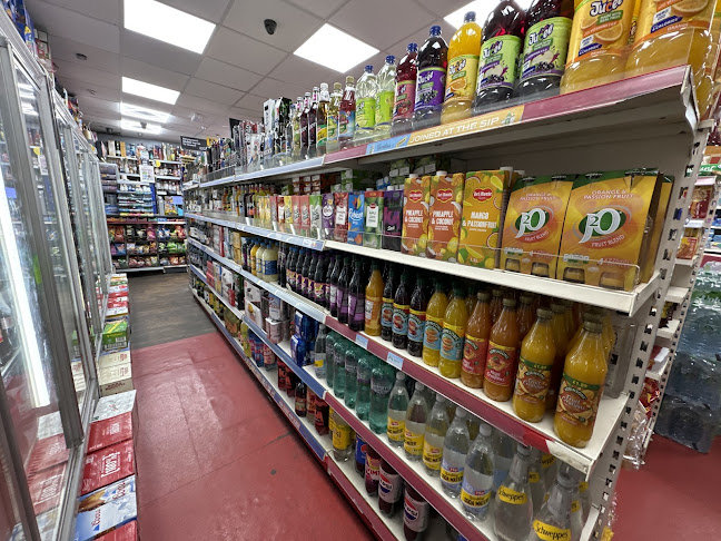 Picton Food And Wine Off Licence - Liquor store