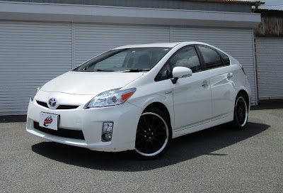 和歌山県の自動車専門店 | FLOWER AUTOS