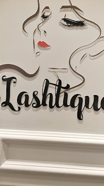 Lashtique Lotte Shopping Avenue, Author: nur diana