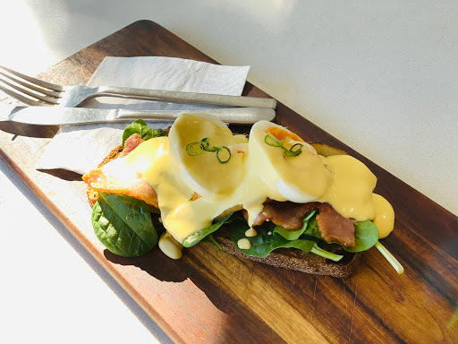 Cafe Green Bay. - Thumbnail