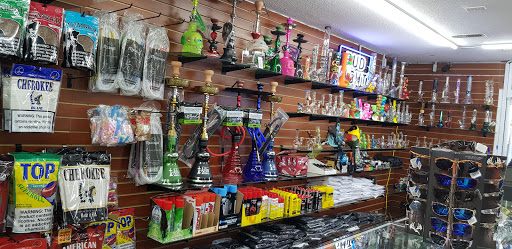 M&R Mini Mart and Tobacco - Thumbnail