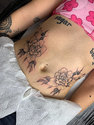 Photo n°19 de ARXE Piercing et tatouage à Lyon (Salon de tatouage et piercing)