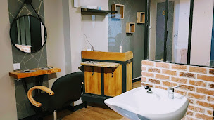 Photo n°8 de La p'tite coiffeuse à Savonnières (Salon de coiffure)