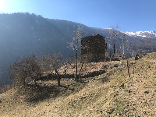 Torre di Strombiano datata intorno al 1300 e probabilmente collegata al sistema del Castello di Ossana - Thumbnail