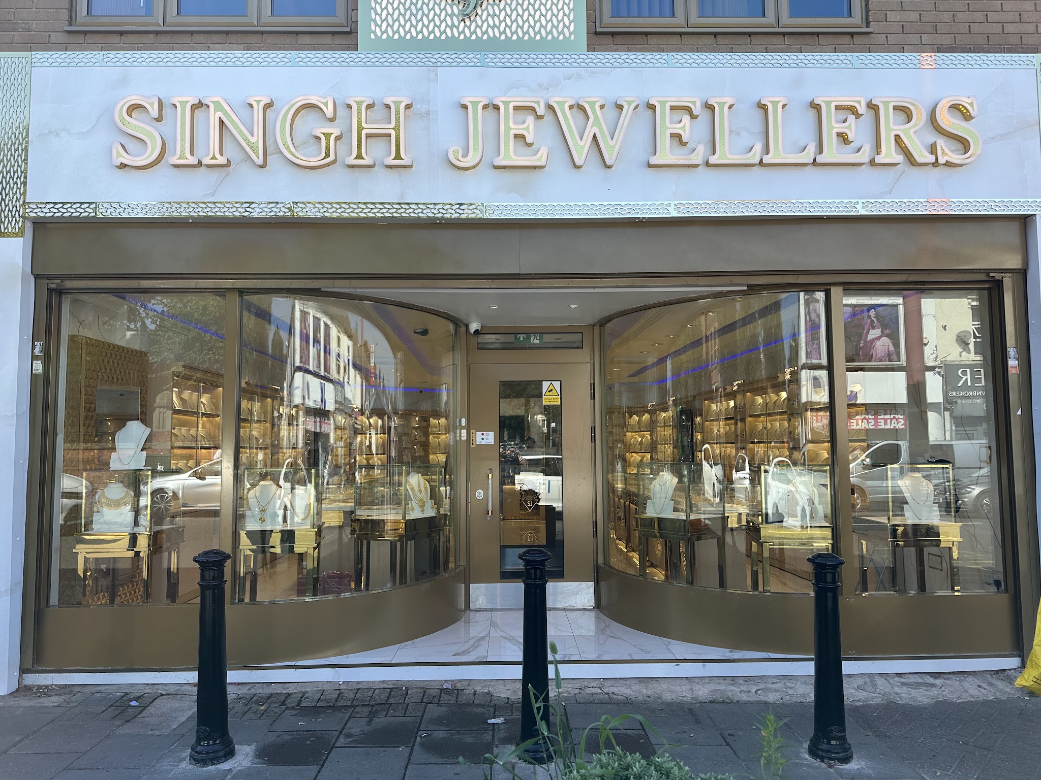 Singh Jewellers - Jewellery - photo 1