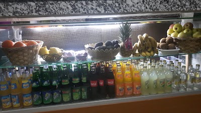 Photos of Caf&eacute; Toni