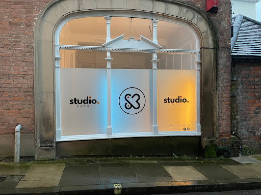 Studio Barre - Visual