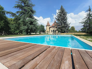 Photo n°1 de PISCINOVE . rénovation et création de piscine à Renage (Société de construction de piscine)