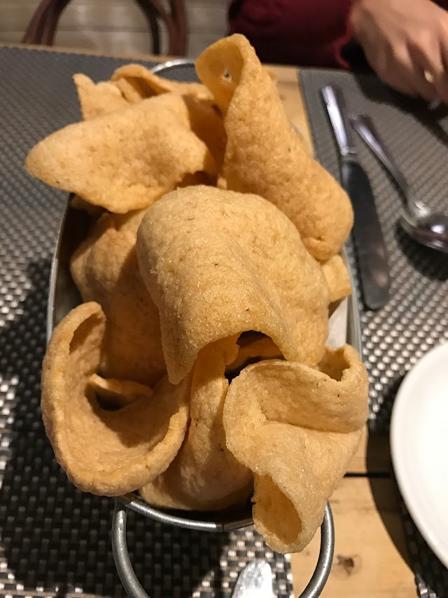 Giggling Squid - Marlow