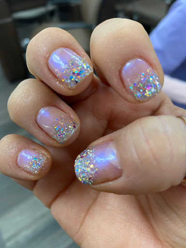 Lumi Nails - Thumbnail