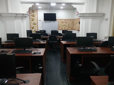 Photos of iSoft Campus