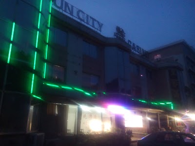 Photos of casino royal de conakry