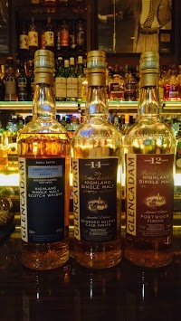 The Bar & Cigar NICOLAS ROLIN