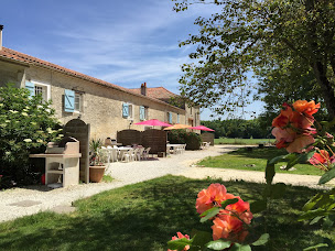 Photo n°2 de Le Colombier Gîtes à Surgères (Gîte)