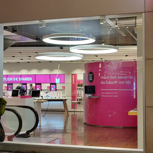 Telekom Shop Dusseldorf city center - Thumbnail