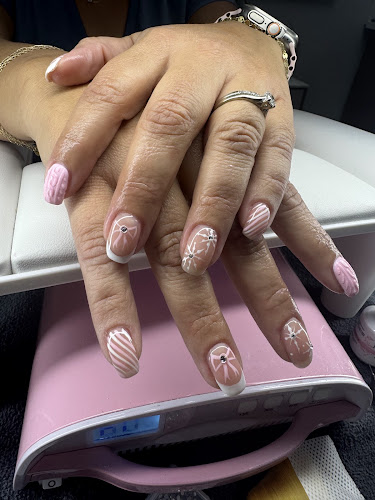 Best little nail salon