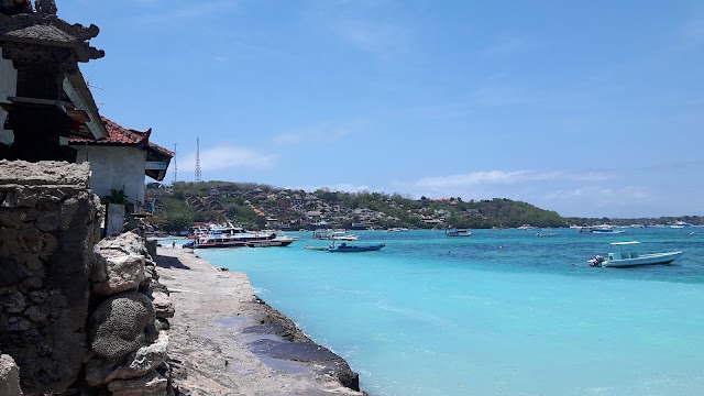 Jungutbatu Beach